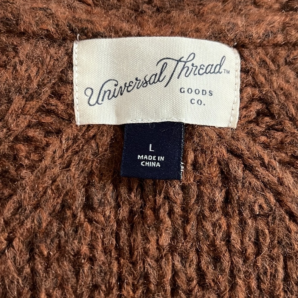 Universal Thread VNeck Sweater - Picture 3 of 3